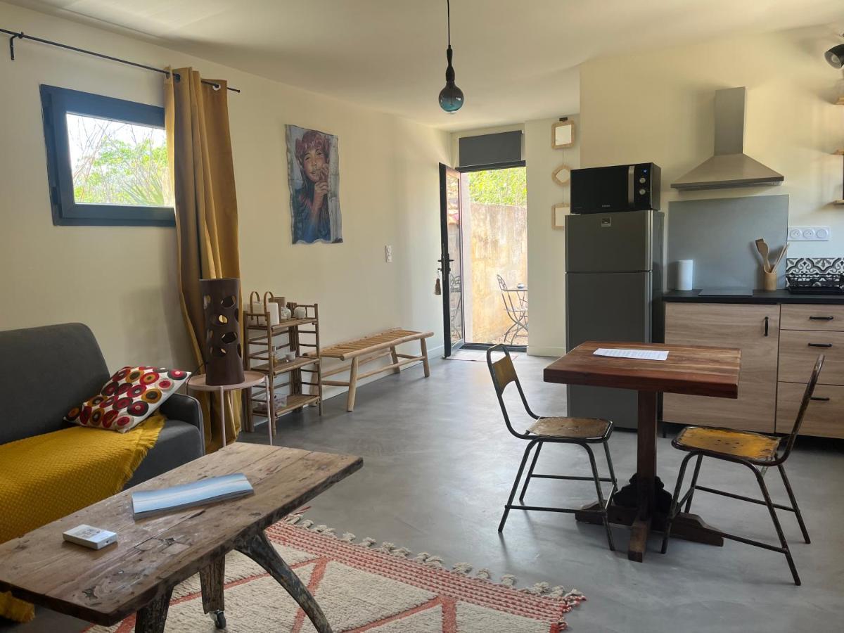 Studio Dans Les Alpilles Apartment ฟองต์วิลเย ภายนอก รูปภาพ